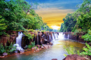 Cascade de Tad Pha Suam au Laos