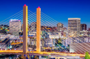 Paysage urbain nocturne de Tacoma, Washington, États-Unis