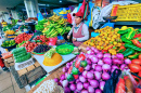 Marché alimentaire traditionnel à Cuenca, Équateur