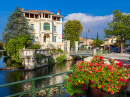 L’Isle-sur-la-Sorgue, Provence, France