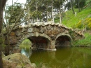 Pont de pierre au lac Stow